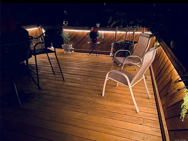 8423 Bubbling Springs Dr — Photo 39