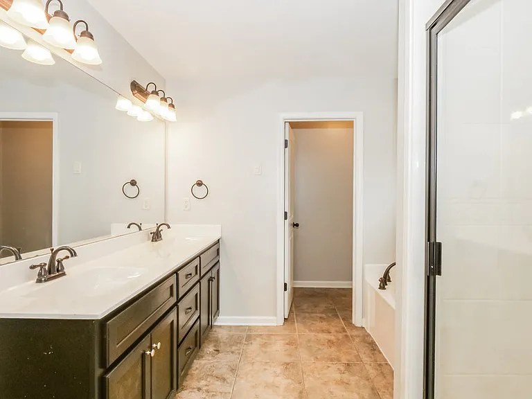 3620 Harvest Tree Dr — Photo 11