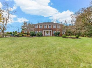 145 Cranbury Neck Rd, Cranbury, NJ 08512