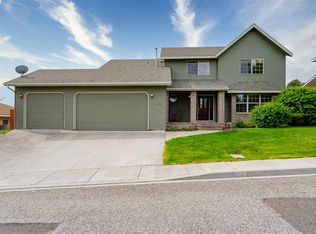 109 View Meadows Ct, Richland, WA 99352