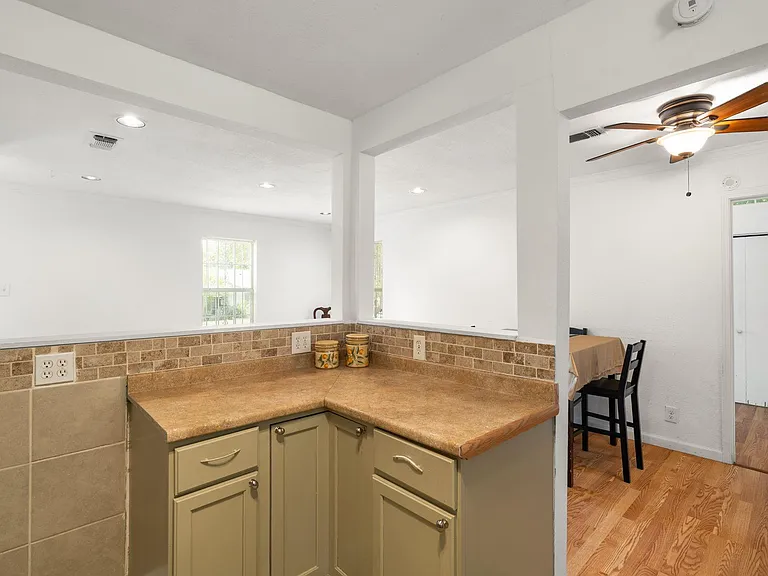 507 Duncan Ave — Photo 10