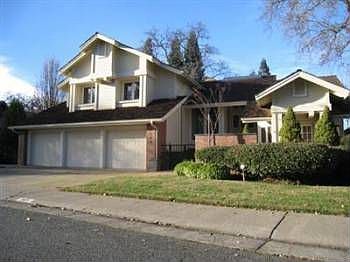1st image of 9129 Shady Hollow Way