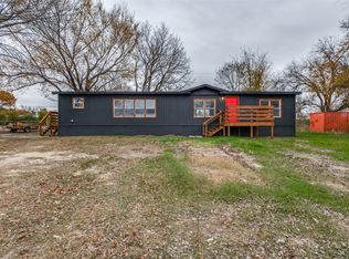 924 Bells Chapel Cir, Waxahachie, TX 75165