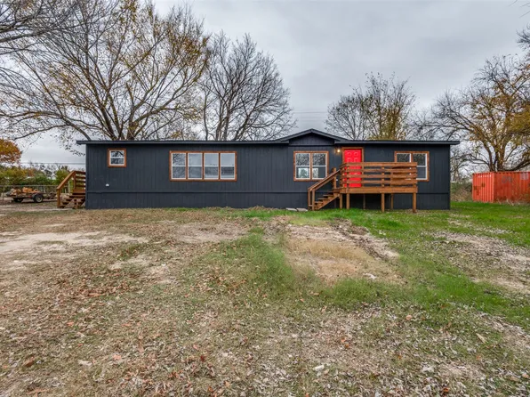 924 Bells Chapel Cir, Waxahachie, TX 75165