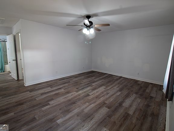 2nd image of 5 Jay St