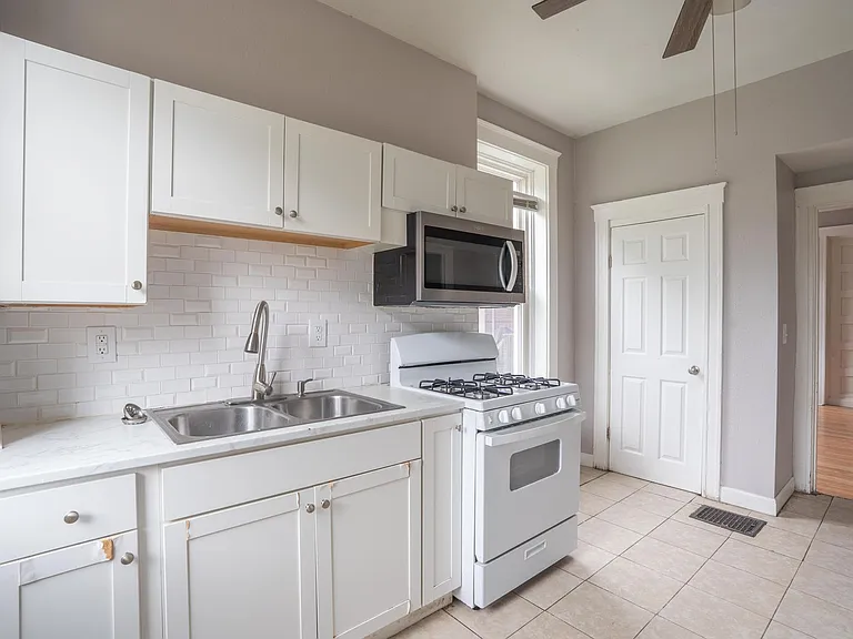6128 Vermont Ave — Photo 11