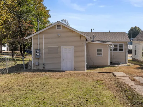 801 E. Mobile Street, 801 E Mobile St #2, Florence, AL 35630