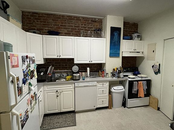 landlord_unit_photo_49176942_12.5