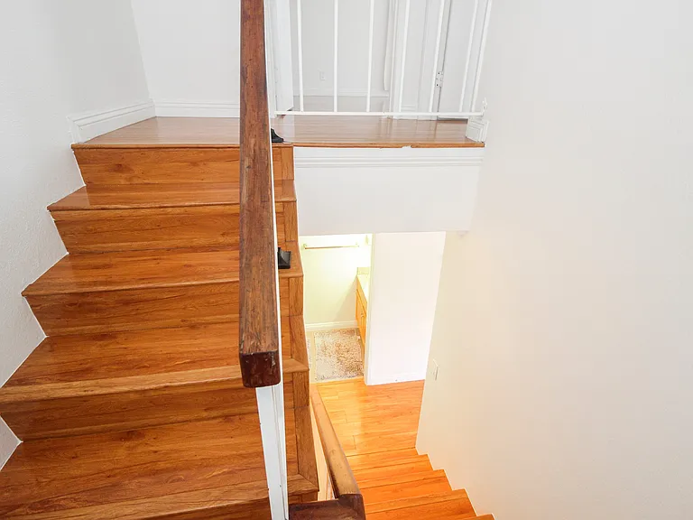611 Mound Ave #F — Photo 13