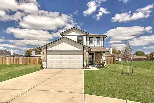 1228 Haverford Ln Photo 1