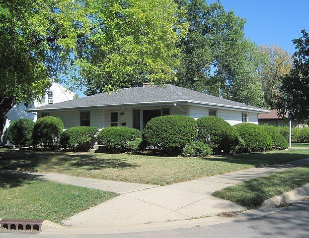 1st image of 1000 Barthelme Ave