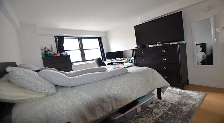 Rented by Manhattan Realty Group | media 5