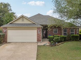 3321 Fairway St, Claremore, OK 74019