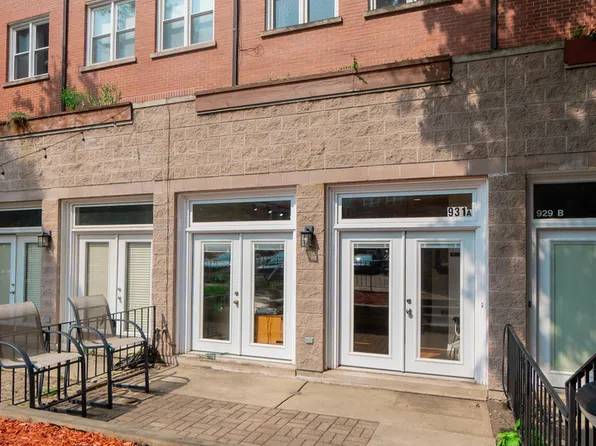 931 N Racine Ave #A, Chicago, IL 60642