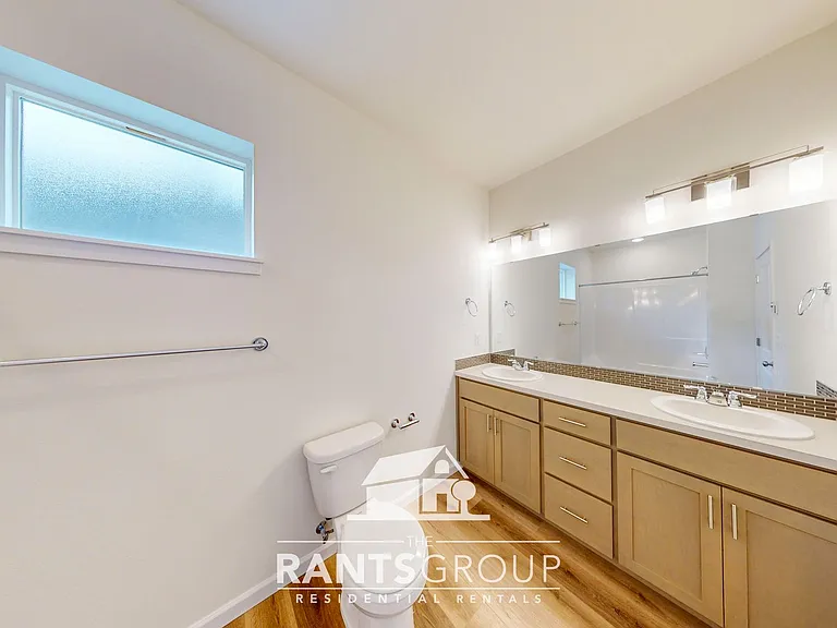 Forest Park Townhomes — Photo 34