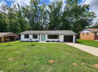 104 Shadecrest Dr, Mauldin, SC 29662