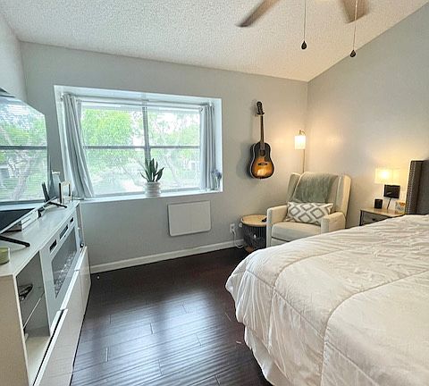 5th image of 3473 Carambola Cir S #2481