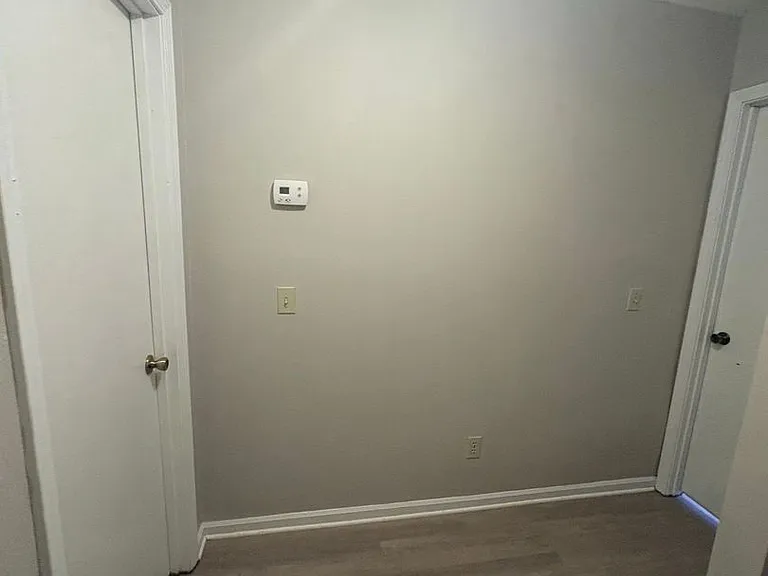 228 Edith Way — Photo 16
