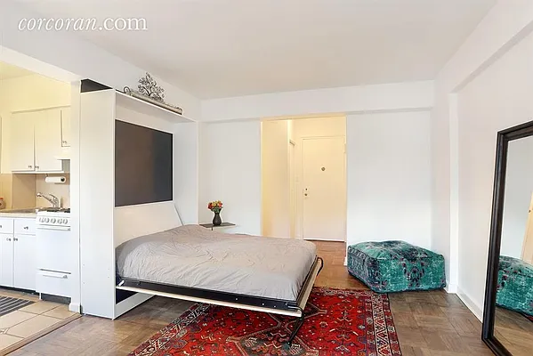 Sold by Corcoran | media 14