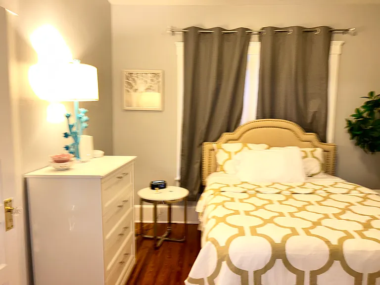 1039 Riviera St — Photo 46