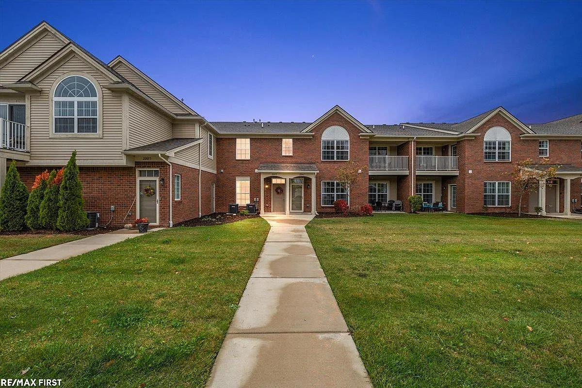 22059 Aberdeen Dr #71 photo 1
