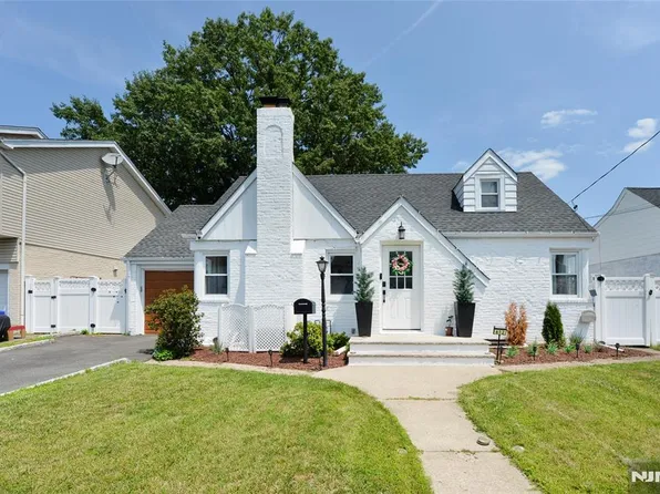 612 Beech Ave, Saddle Brook, NJ 07663