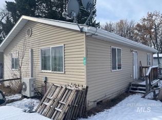 102 W 3rd St, Declo, ID 83323