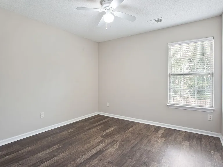 372 Azalea Cir — Photo 22