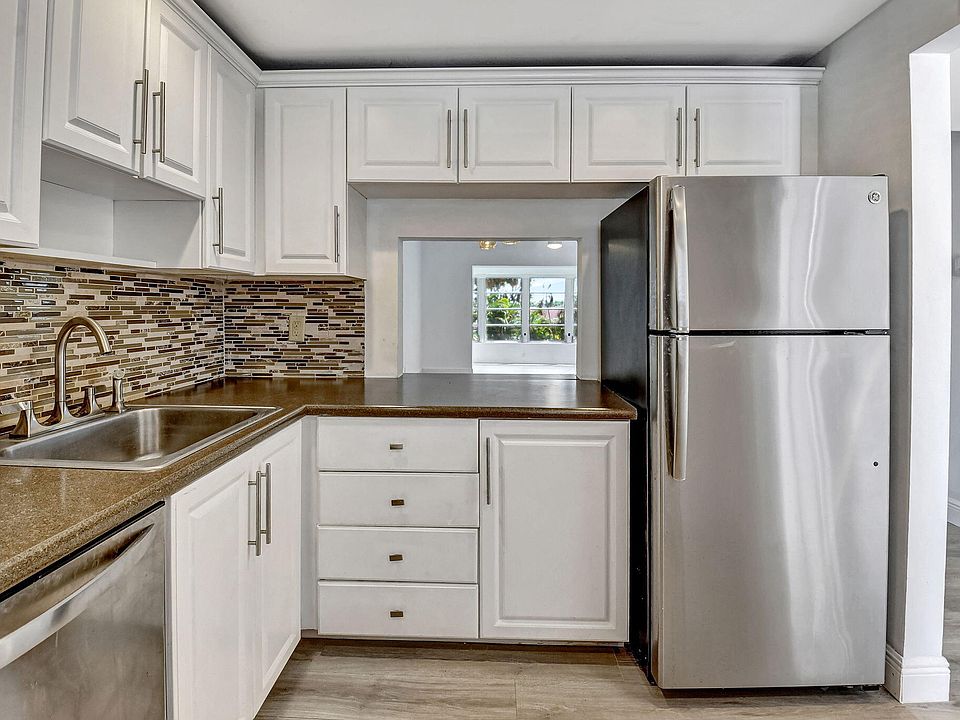 1st image of 14790 Bonaire Boulevard #204