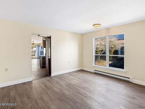 4th image of 14 Marlow Avenue