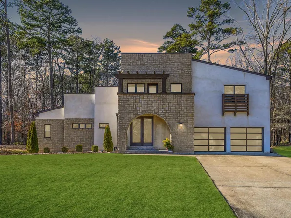 6992 Briarwood Ln, Leeds, AL 35094