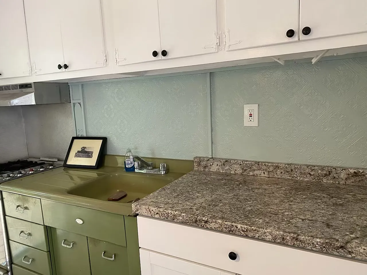 2 bed, 692 sqft, $2,500 — Photo 2