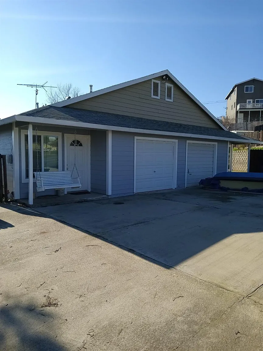 4246 Choctaw Ct photo 1