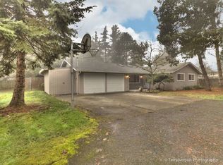 8600 SW Crystal St, Portland, OR 97223