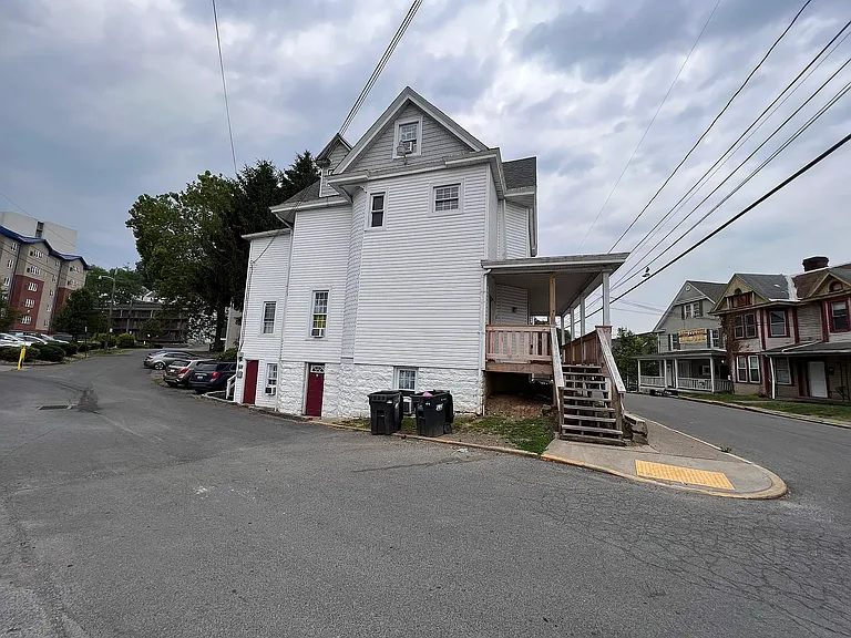 381 Forest Ave #D — Photo 9
