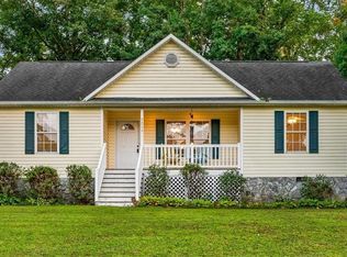 2279 Regency Dr, Randleman, NC 27317