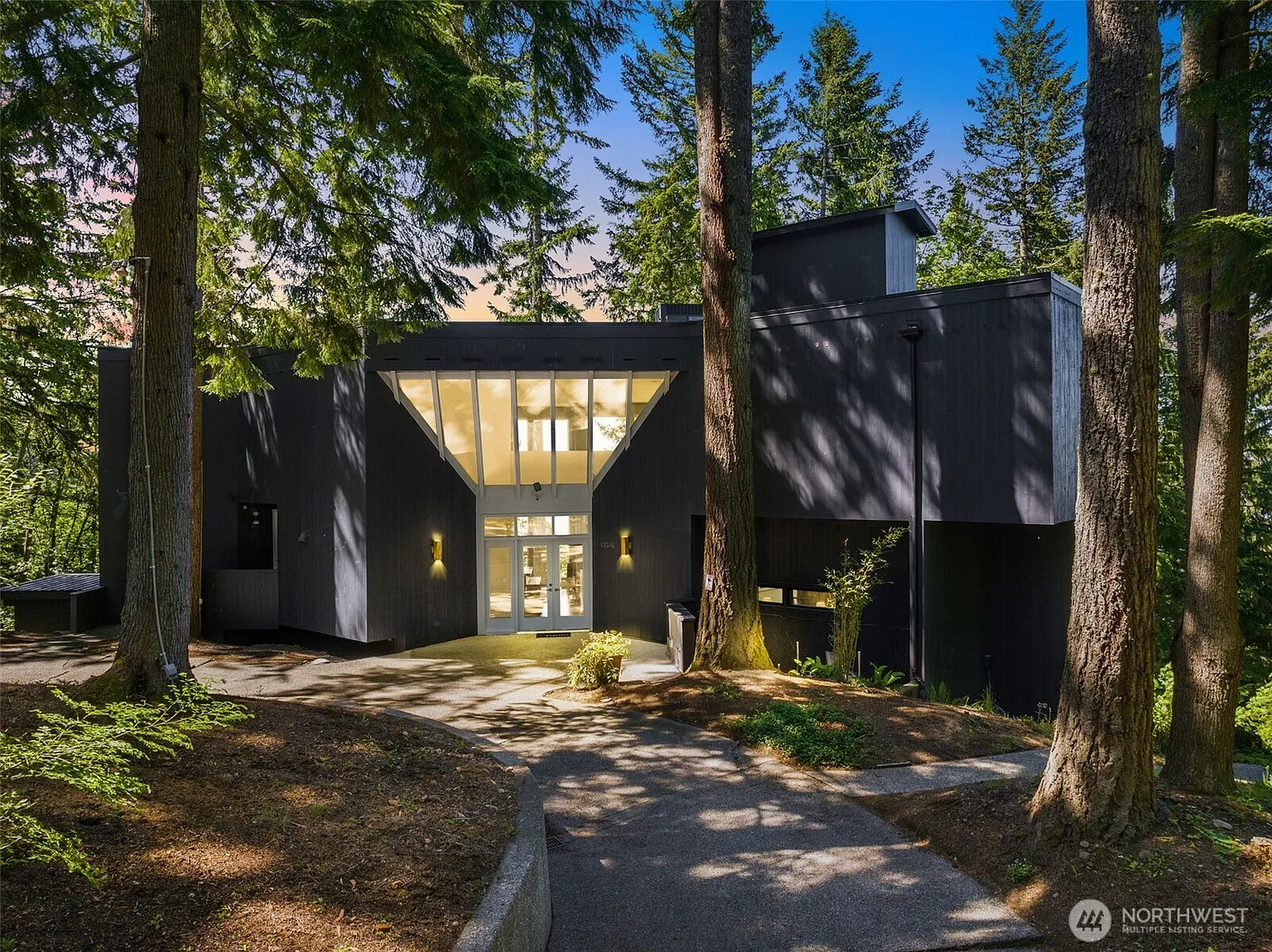 27541 SE 154th Place photo 1