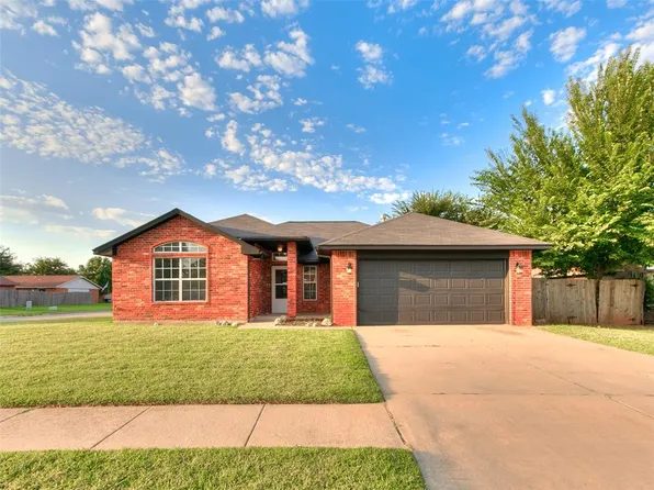 12400 Newgate Dr, Yukon, OK 73099