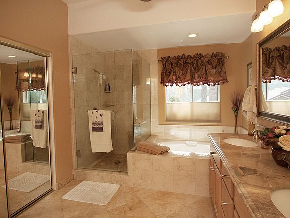 5th image of 4929 Brookburn Dr