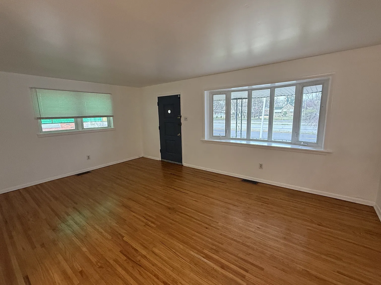 8835 Roosevelt Boulevard - 1 — Photo 2