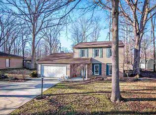 9472 Crestridge Dr, Fort Wayne, IN 46804