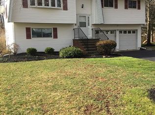 20 Cedar Brook Dr, Somerset, NJ 08873