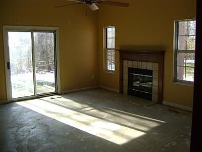 3rd image of 1208 Bay Harbour Cir