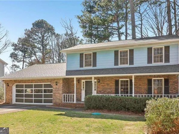 201 Nouveau Ct SW, Lilburn, GA 30047