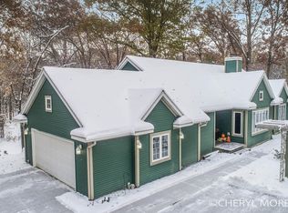 4065 Sandy Ridge Dr, Dorr, MI 49323