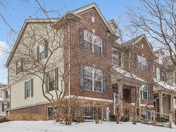 2nd image of 1424 S Fairfield Ave #1424