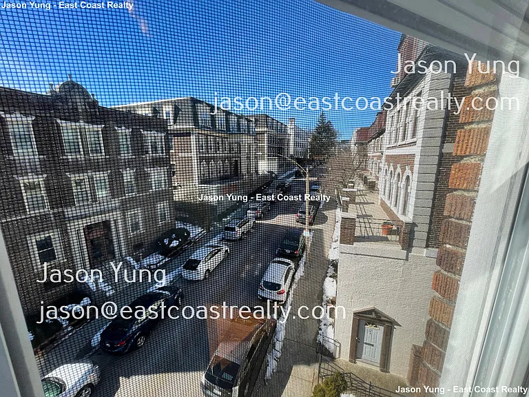60 Woodstock Ave #20 — Photo 10