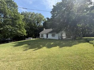 7822 N Delaware Dr, Bangor, PA 18013