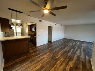 299 S Patencio Rd APT 8, Palm Springs, CA 92262