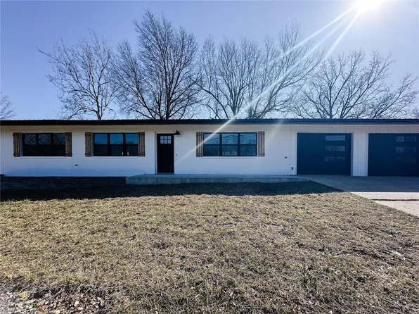 303 High, Dixon, MO 65459
